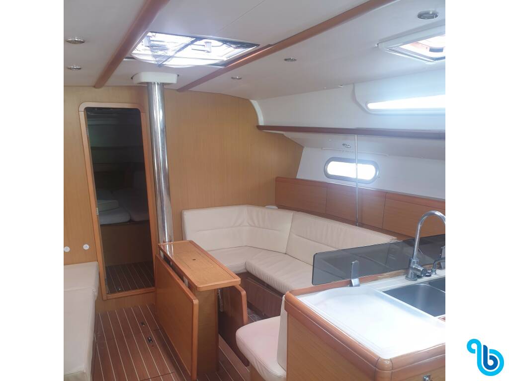 Sun Odyssey 42 i, Bakea V